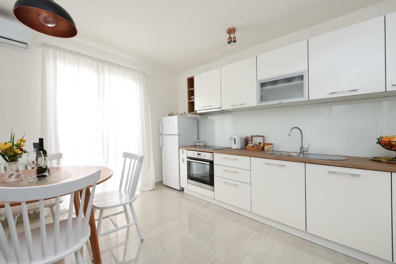 July Apartment ซาดาร์ ภายนอก รูปภาพ