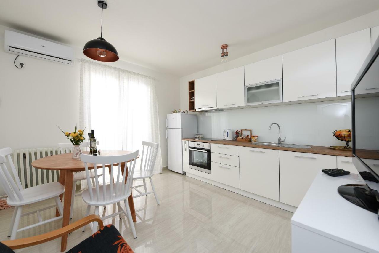 July Apartment ซาดาร์ ภายนอก รูปภาพ